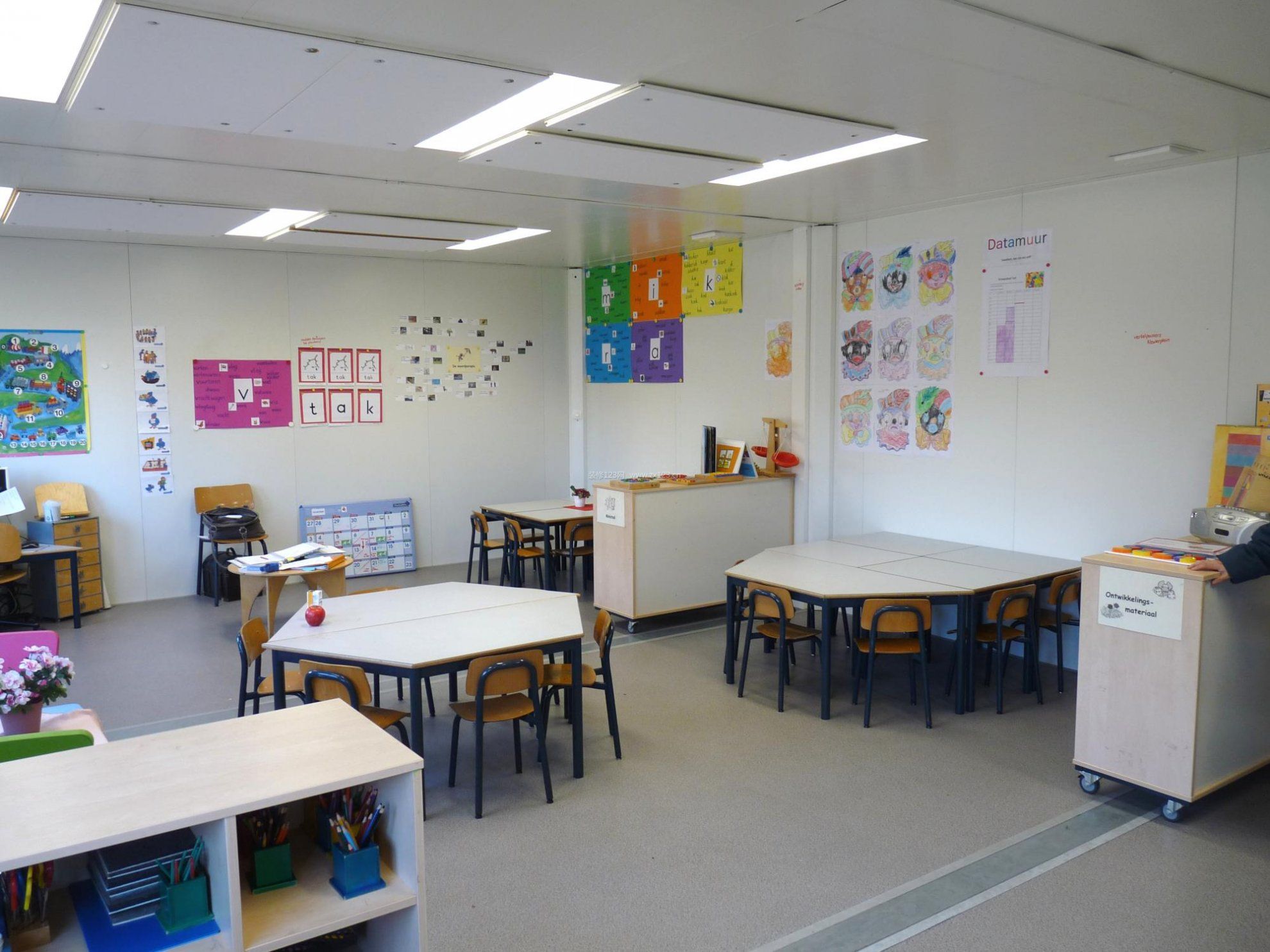 幼儿园教室布置装饰效果图片