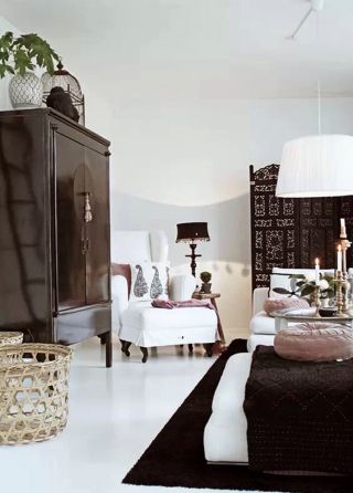 现代中式元素客厅白色墙面装修效果图片