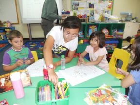 国外幼儿园装修效果图 幼儿园中班环境布置