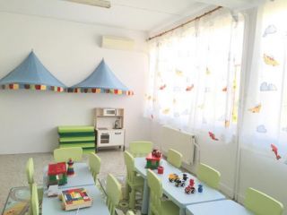 现代室内幼儿园窗帘装修设计欣赏