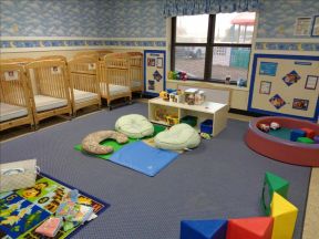现代设计风格幼儿园小孩床图片