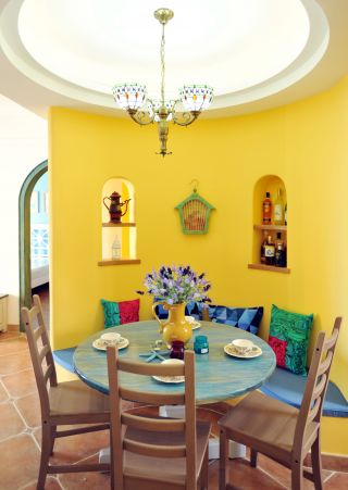 地中海风情餐厅黄色墙面装修效果图片