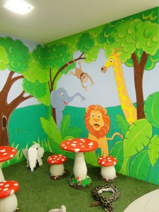 特色幼儿园装修墙体彩绘效果图片