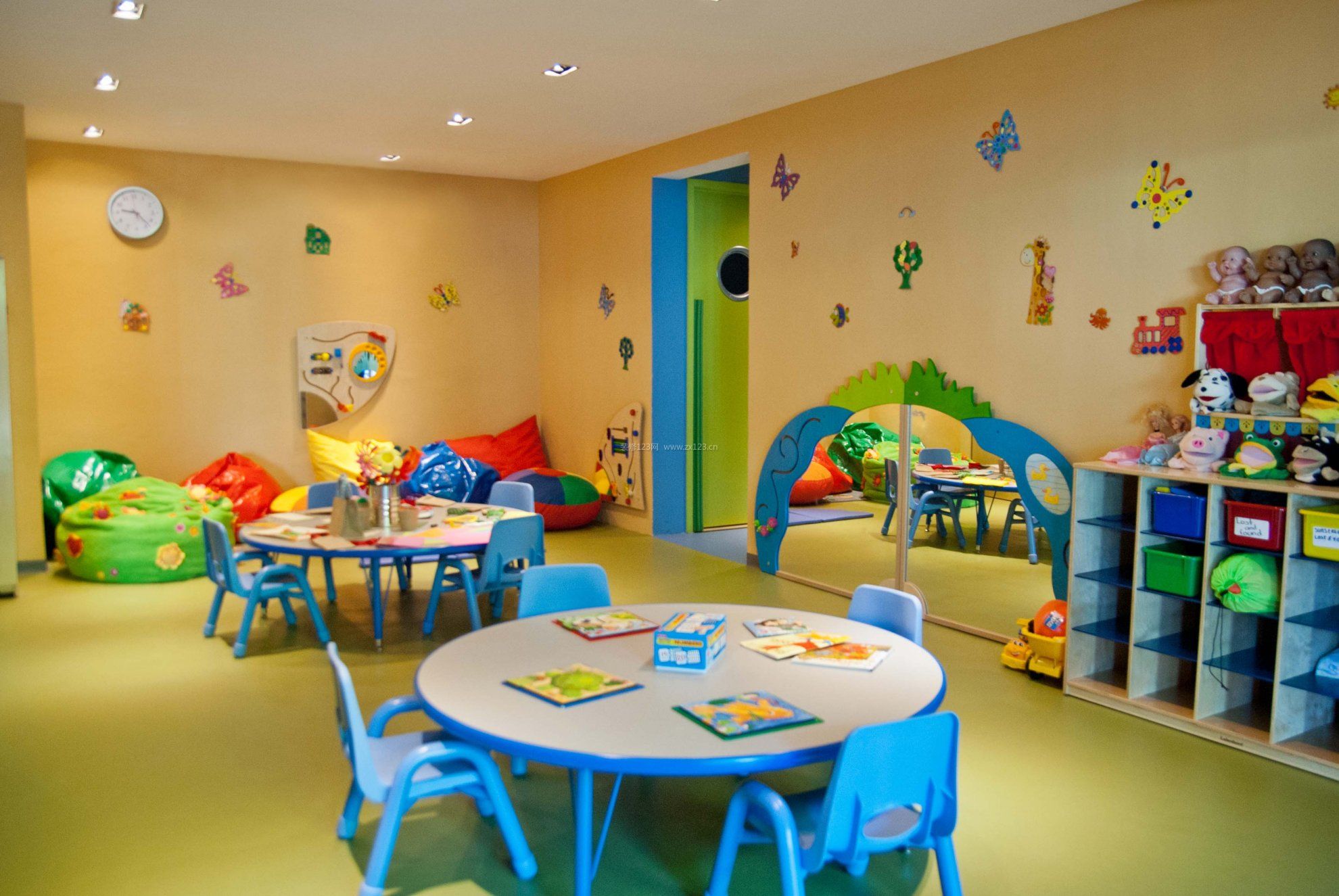 现代温馨田园风格幼儿园室内环境设计