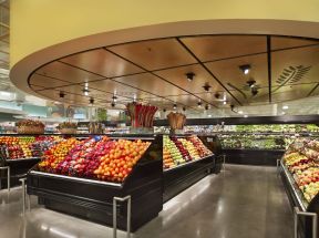 超市陈列设计图片 外国水果店装修图