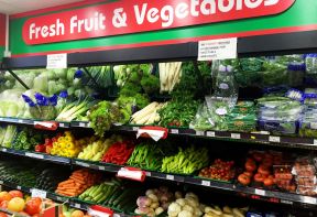 大型蔬果超市室内装修效果图图片