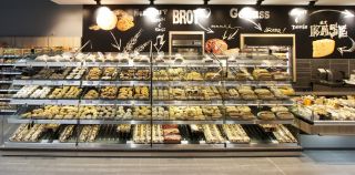 大型超市室内装饰效果图片2023