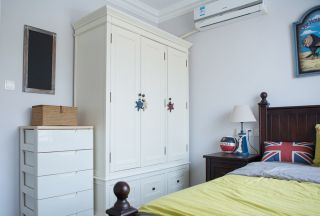简约地中海风格衣柜卧室装修效果图片