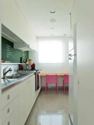 两室两厅现代简约家装厨房设计效果图