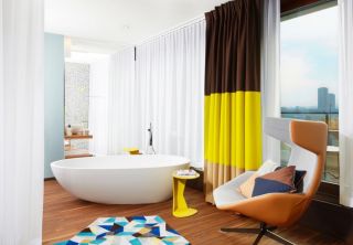 两室两厅现代简约浴室窗帘搭配效果图
