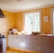 简约厨房木质背景墙装修设计效果图片