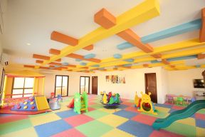 美式幼儿园装修效果图 幼儿园吊顶设计效果图