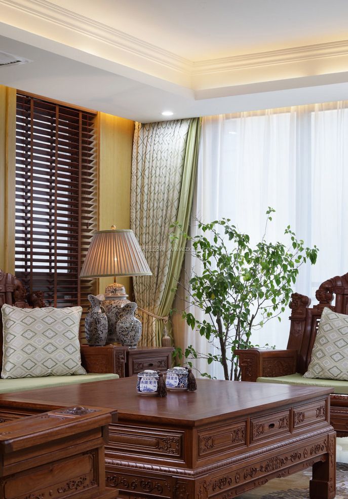 中式家装客厅设计台灯装修效果图片