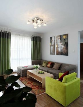 简约客厅装修 绿色窗帘装修效果图片