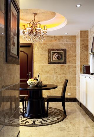 家装餐厅餐桌瓷砖背景墙效果图