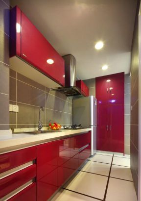 小厨房设计 红色橱柜装修效果图片