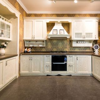 欧式家装厨房橱柜颜色搭配效果图