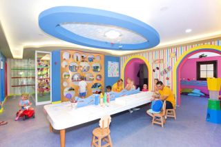 现代风格幼儿园墙面布置效果图片 
