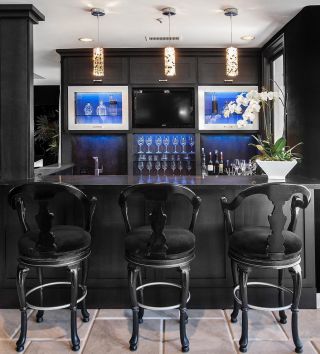 别墅家庭酒吧装修设计效果图片2023