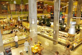 欧美超市装修设计图 柱子