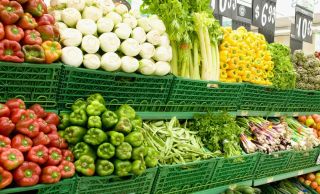 大型蔬菜超市室内装修效果图片2023