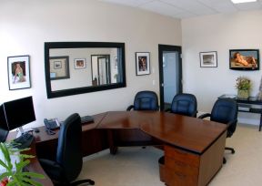 企业办公室装修 现代办公室效果图赏析