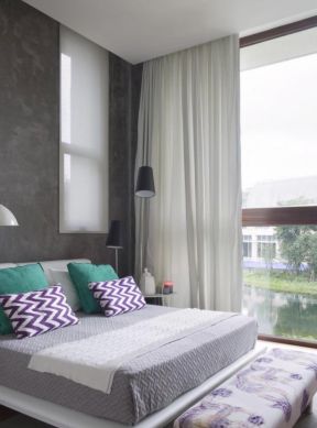 女生卧室简单 纯色窗帘装修效果图片