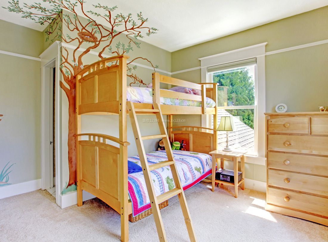 简约美式风格小卧室高低床装修效果图片