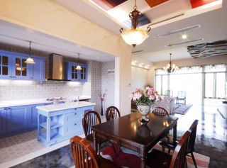 美式家装风格餐厅厨房一体隔断设计图片