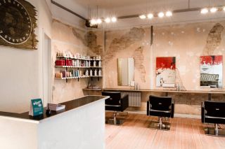 室内小型专业美发店装修设计效果图
