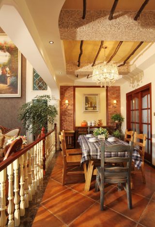 美式小别墅餐厅背景墙装修效果图片