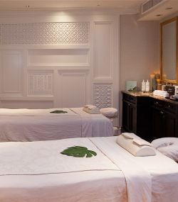 休闲美容院门面室内背景墙装修效果图片大全