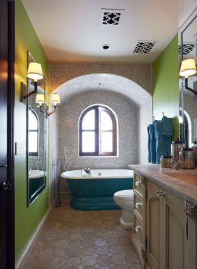 地中海风格家庭 按摩浴缸装修效果图片