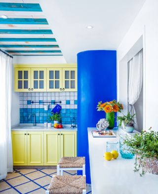 2023地中海风格家庭小面积厨房设计效果图片