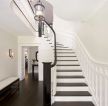 美式设计风格小户型别墅客厅楼梯装修效果图片