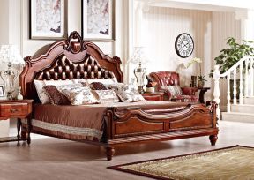 古典卧室风格 木床装修效果图片
