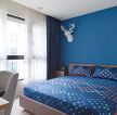 2023时尚家居卧室蓝色墙面装修效果图片