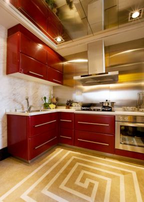 家庭厨房橱柜 红色橱柜装修效果图片