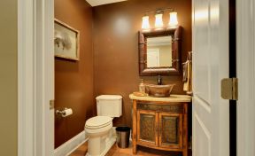 家庭小型卫生间 古典室内装修