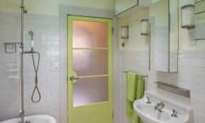 家庭小型卫生间门设计图片