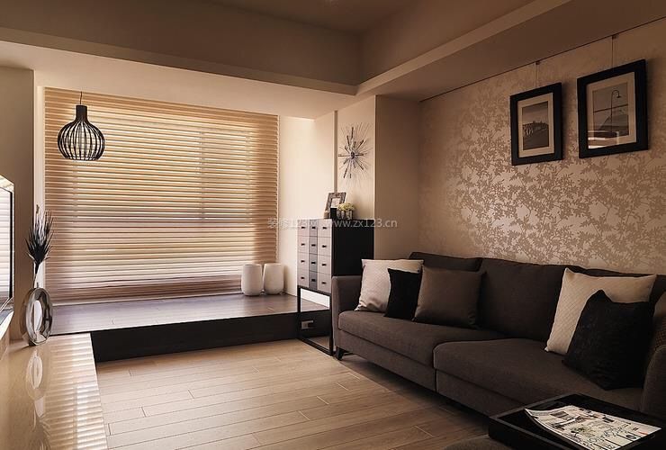 日式客厅沙发背景墙壁纸装修效果图片