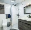 现代简约小户型设计卫生间淋浴隔断装修效果图片