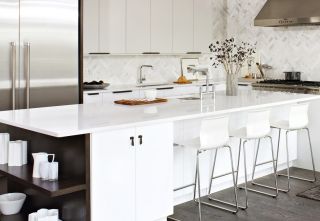 现代简约别墅厨房风格白色橱柜装修效果图片