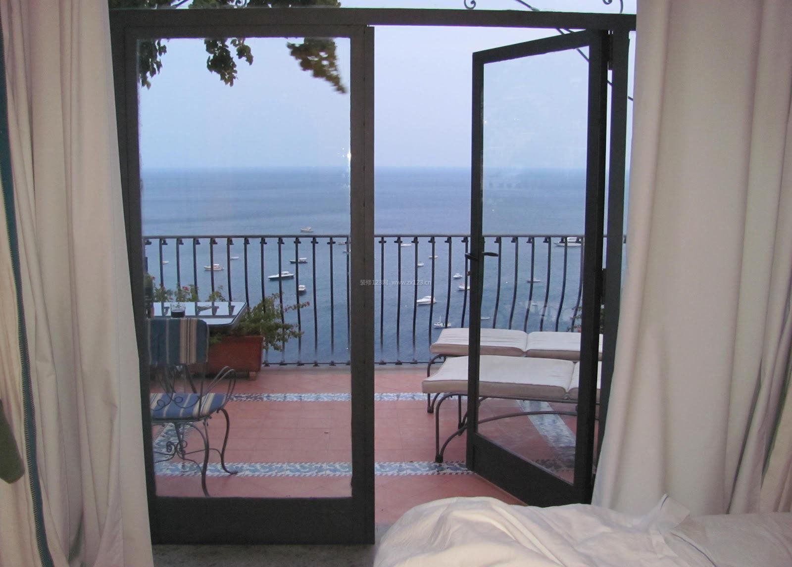 卧室景观阳台门图片