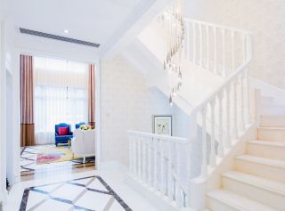 欧洲简约风格室内楼梯扶手装修效果图