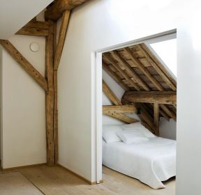 小型阁楼室内装修图片大全-每日推荐