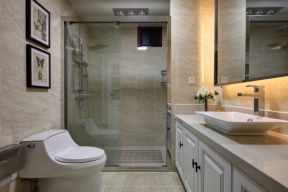 现代卫生间浴室玻璃隔断效果图