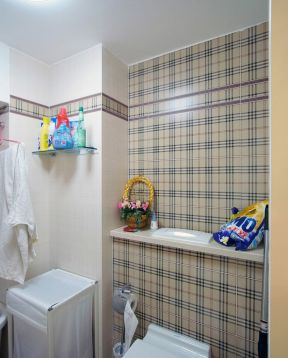 一室一厅小户型 卫生间瓷砖颜色装修效果图片