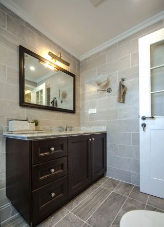 卫浴浴室柜装修效果图片