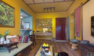 一室一厅小户型室内黄色墙面装修效果图片